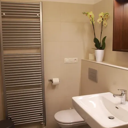 Elen'S Apartments Prague - Free Garage Parking Prag