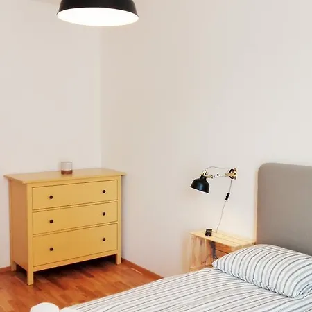 Apartment Elen'S Apartments Prague - Free Garage Parking