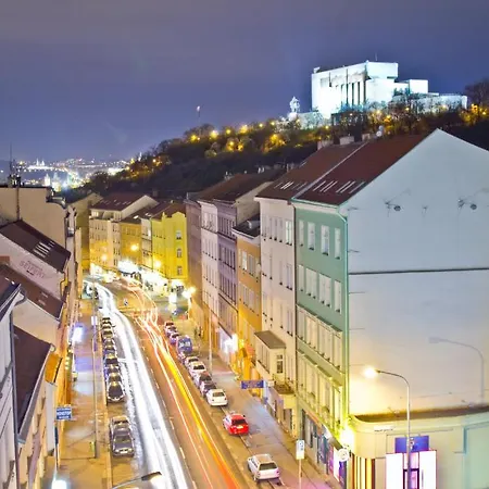 Apartment Elen'S Apartments Prague - Free Garage Parking Prag