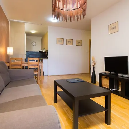 Apartment Elen'S Apartments Prague - Free Garage Parking