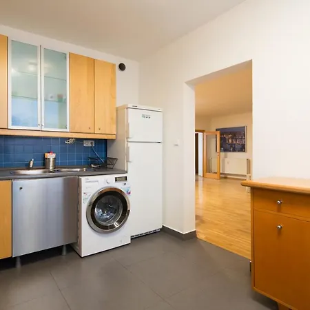 Apartment Elen'S Apartments Prague - Free Garage Parking Prag