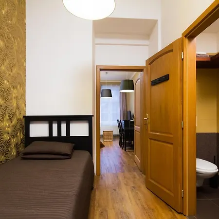 Apartment Elen'S Apartments Prague - Free Garage Parking