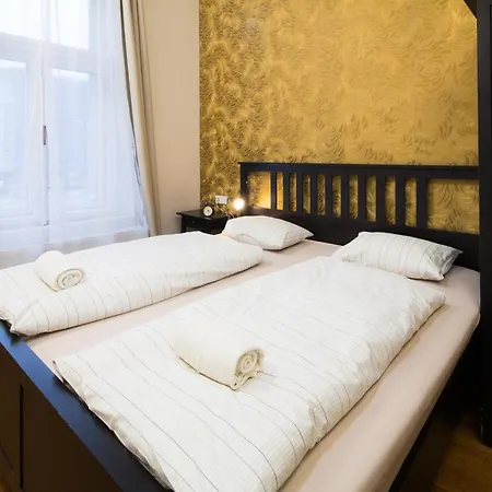 Elen'S Apartments Prague - Free Garage Parking Prag
