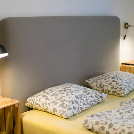 Elen'S Apartments Prague - Free Garage Parking