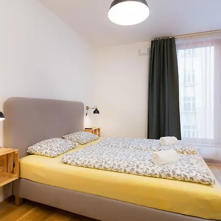 Elen'S Apartments Prague - Free Garage Parking