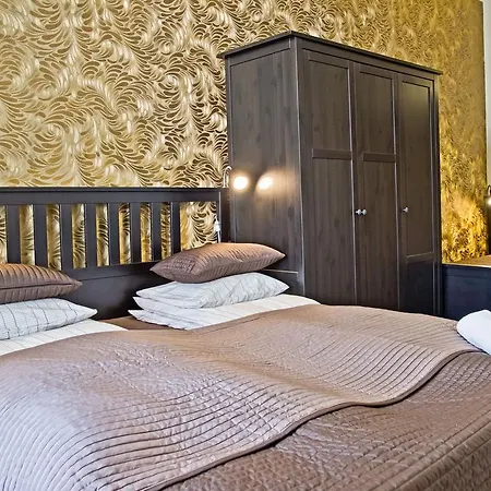 Elen'S Apartments Prague - Free Garage Parking Apartment